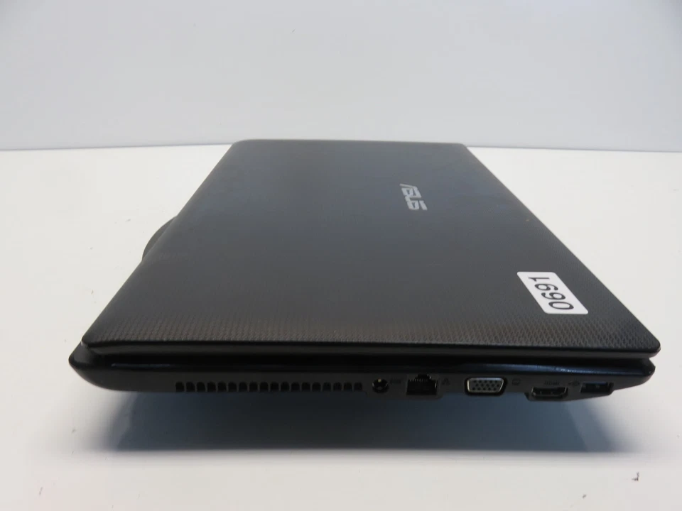 Portátil Asus X54C RB93 Intel Core i3-2370M 6 GB de RAM sin disco duro ni batería Foto 2 de 4