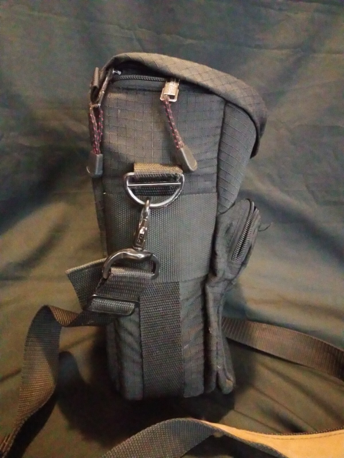 EUC Tamrac Compact Pack Holster Camera Bag, Black, Padded eBay