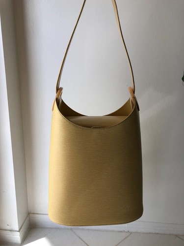 Louis Vuitton Authentic Epi Leather Vanilla Verseau Shoulder Bag | eBay
