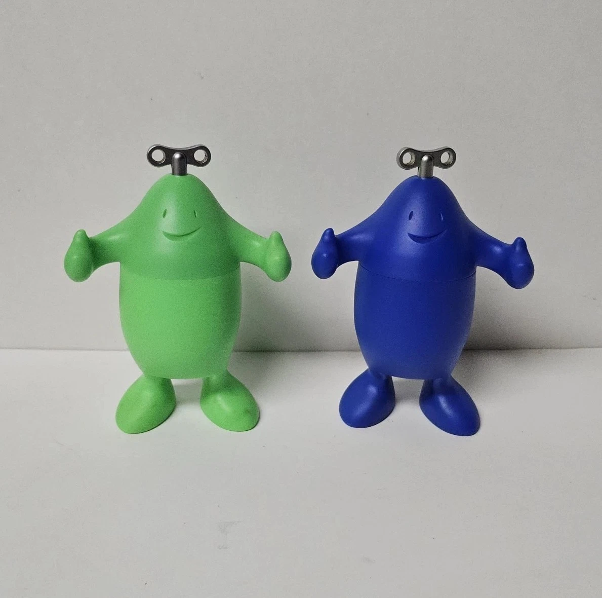 ALESSI Salt & Pepper Mill character-shaped with windup key Blue & Green