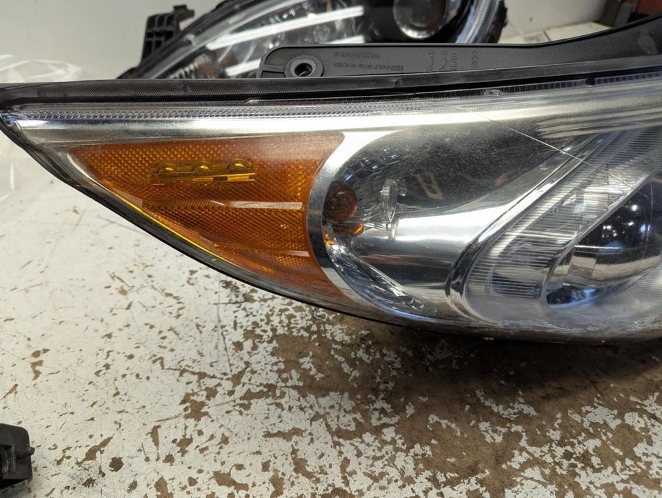 Faro de pasajero VIN C híbrido de quinto dígito compatible con 11-15 SONATA 792991 Foto 2 de 4