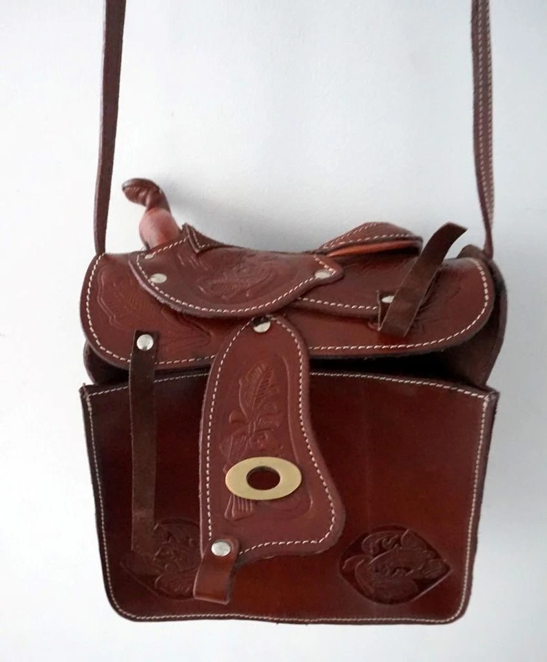 Western style Leather Saddle Purse Ladies Bag Tan Old Style Looks w/Saddle Flap - Photo 1/1