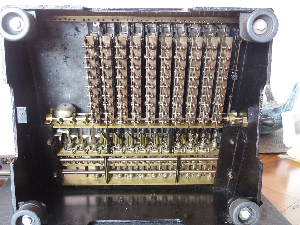 Machine à calculer Archimedes model D circa 1915 - Rechensmachine - Photo 3/4