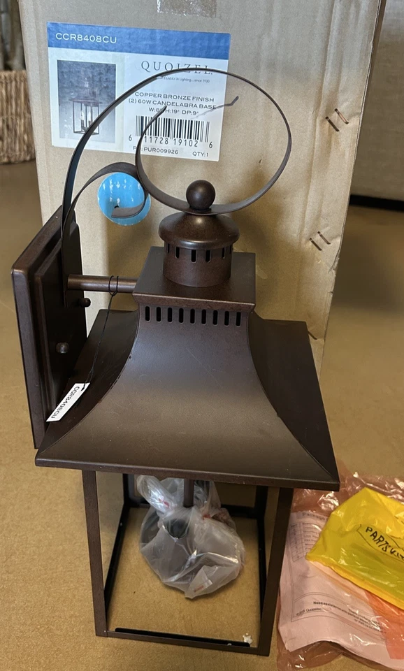 Linterna de pared exterior Quoizel Chancellor 2 luces 19 pulgadas cobre bronce Foto 3 de 4