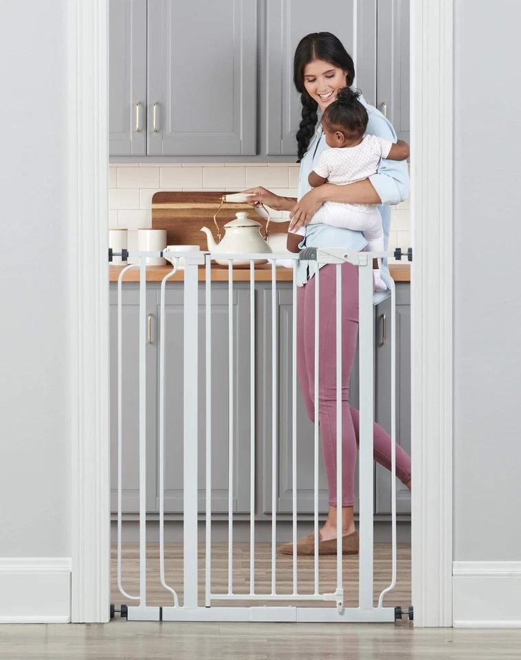 Regalo Easy Step 36" Extra Alto Walk Thru Baby Gate, Incluye Extensión de 4 Pulgadas K Foto 2 de 4