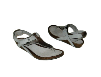 NEW TEVA MAHONIA METALLIC SPARKLE LEATHER LOW WEDGE T-STRAP