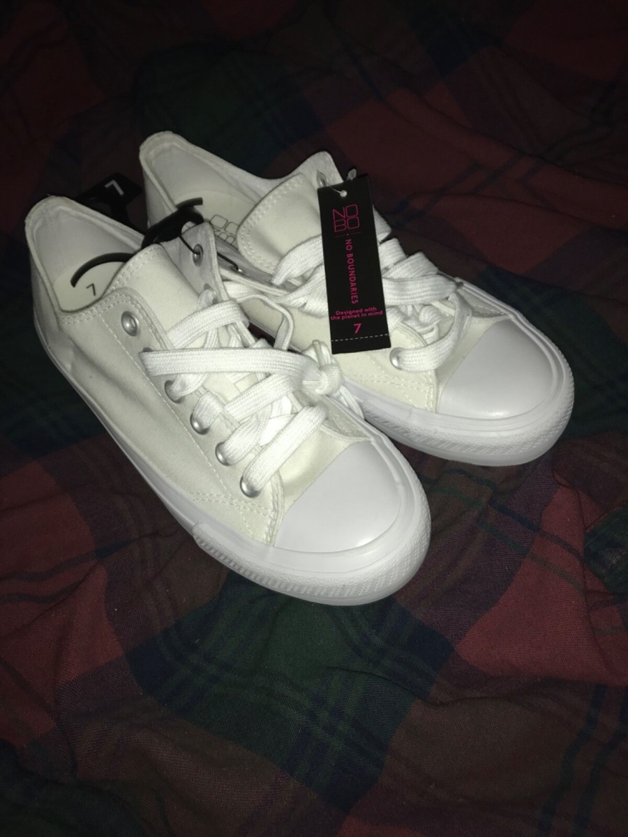 Nothing New Women's Platform Sneakers White NO BOUNDARIES