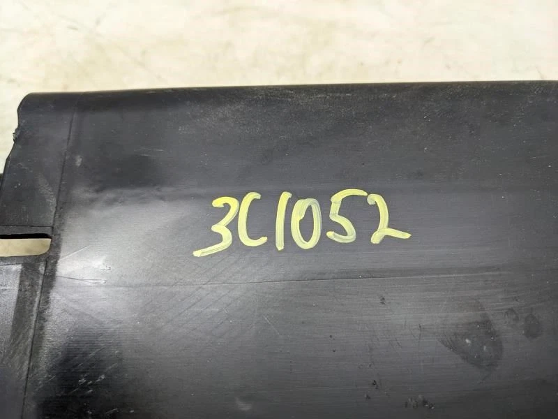 Volvo V60 2015 bote de emisiones de evaporador de vapor de combustible 31319683 OEM Foto 4 de 4