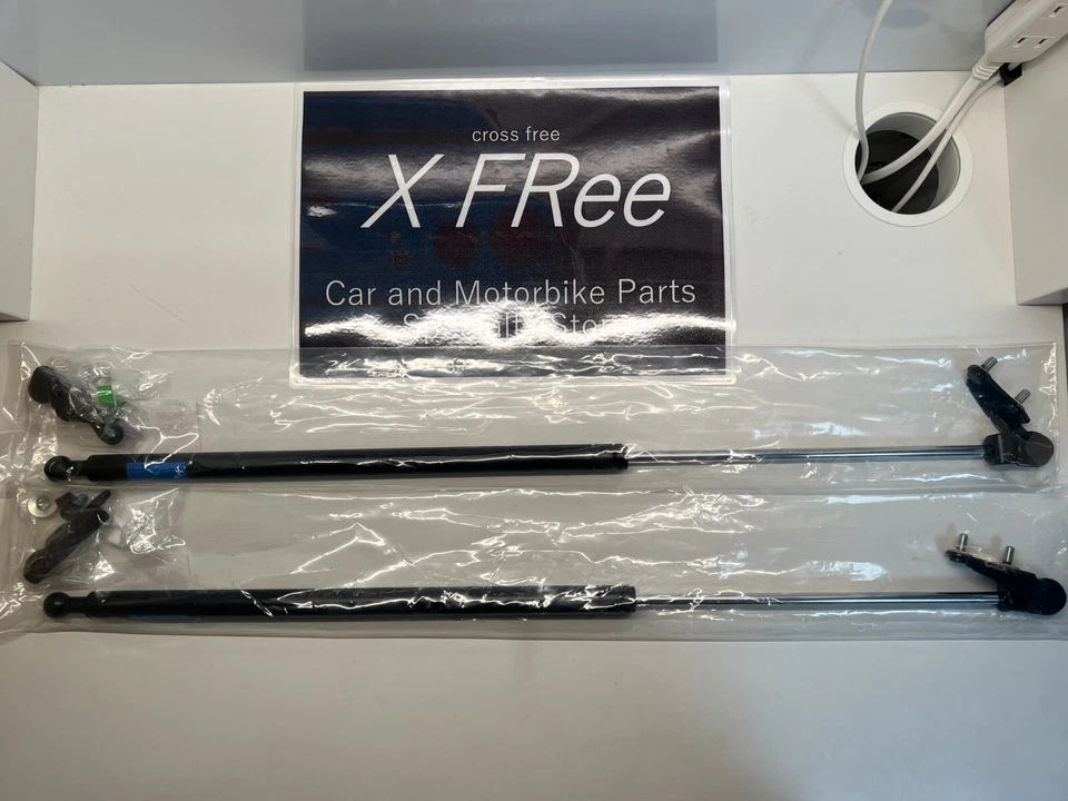 Toyota New Genuine JZA80 Supra MK4 Hatch Struts Set 68950-19895, 68960-19585 OEM - Image 2 of 4