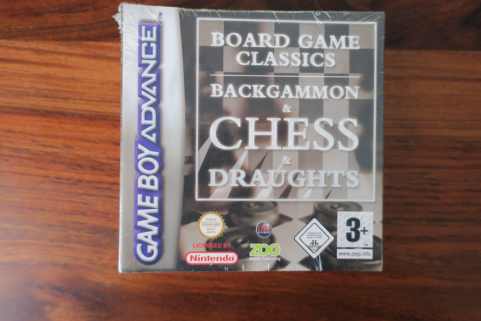 BOARD GAME CLASSICS - BACKGAMMON & CHESS & DRAUGHTS         --  GAME BOY ADVANCE