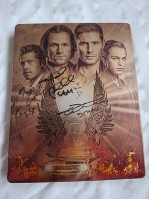 JENSEN ACKLES, JARED PADALECKI & MISHA COLLINS HANDSIGNIERTES STEELBOOK