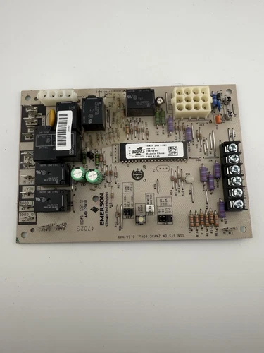 YORK 265902 Furnace Control Circuit Board 50A56-243 SOURCE 1 used #b14