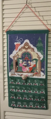 VTG Avon Christmas Countdown Advent Calendar W/ Original Mouse
