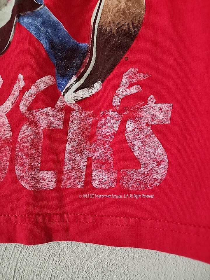 Chuck E Cheese’s Youth Small Medium Red T-Shirt Chuck E Rocks DFI READ ...
