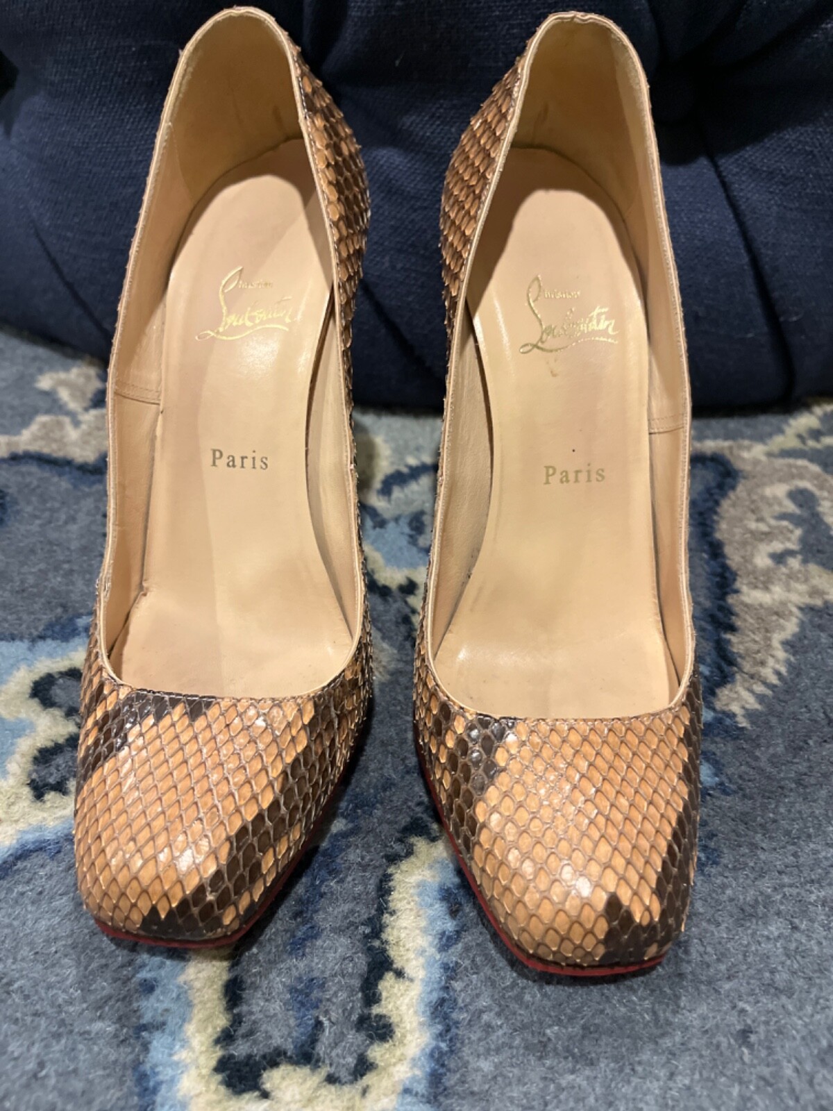 Christian Louboutin Snake Pump Size 40 Gem