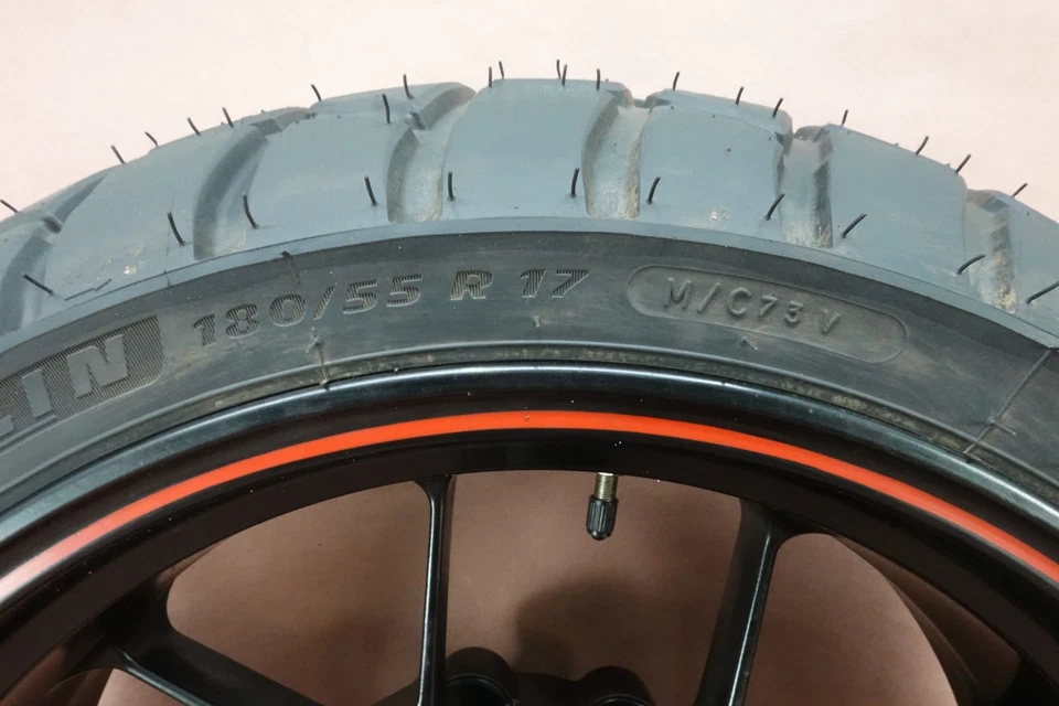 2011 08-16 APRILIA DORSODURO 750 SMV750 Rear Michelin Tire Rim Wheel 180/55 R17 - Image 3 of 4