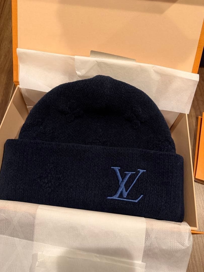 Authentic Louis Vuitton Navy Knit Beanie Logo Hat Mens Wool Cap w