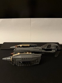 LEGO Star Wars General Grievous StarFighter (8095) Ship 99% Complete