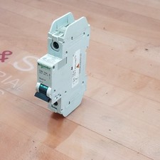 Schneider Electric Multi 9 C60 10A Circuit Breaker 10A 240V~125 1P - USED