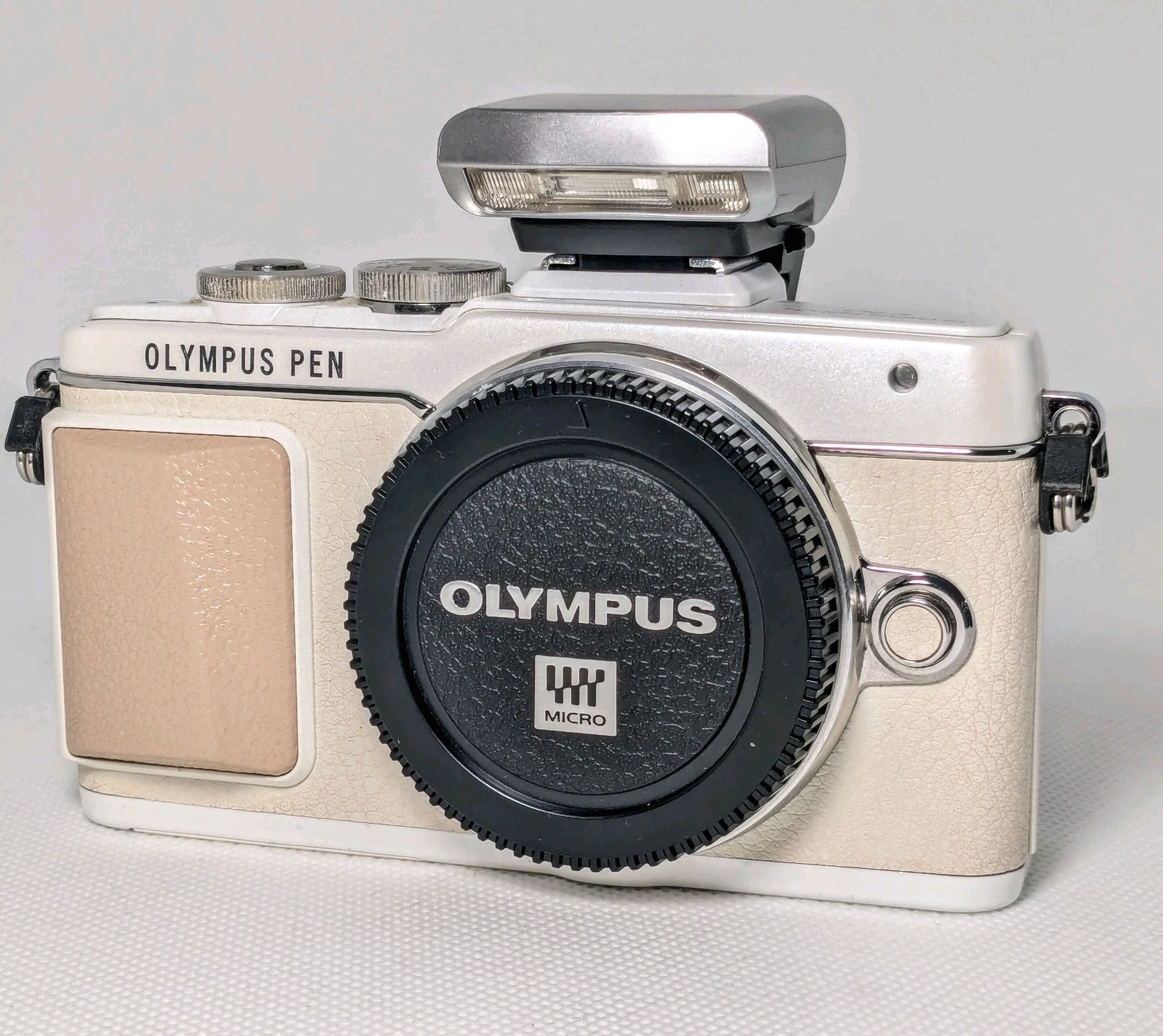 Olympus Pen Lite E-PL7 Digital Camera Body Only (🇬🇧 UK SELLER)