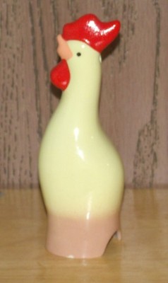F. Wright - F&M Ceramics Pie Bird Vent/Funnel   Yellow Rooster