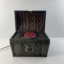 Disney Pirates of the Caribbean CD Player Treasure Chest Davy Jones PC500B Works
