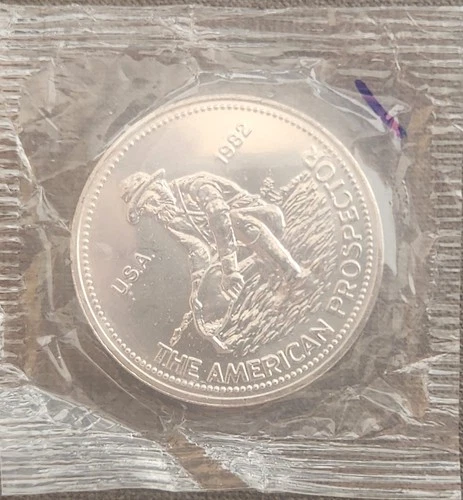 1982 USA - 1 oz .999 Fine Silver Engelhard - The American Prospector - Round 1
