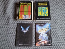 BBC Micro Handbücher und Bücher einschließlich des erweiterten Benutzerhandbuchs und Elite Books.