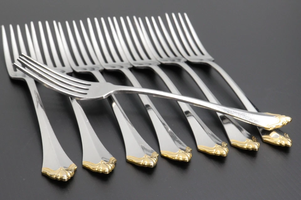 Community by Oneida Stainless GOLDEN KENWOOD 7 5/8"  Dinner Forks ( Set Of 8) - Image 3 of 4