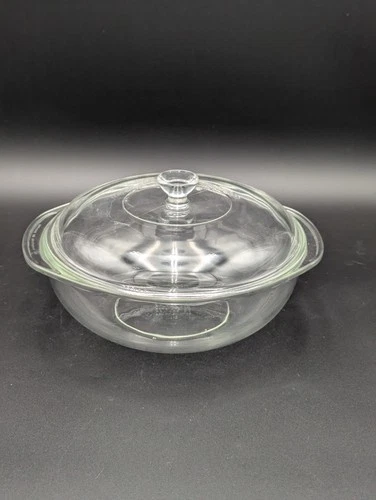 Pyrex #024 Clear Glass 2 Qt. Round 8 1/2" Casserole  Bowl Dish w/Lid Vintage