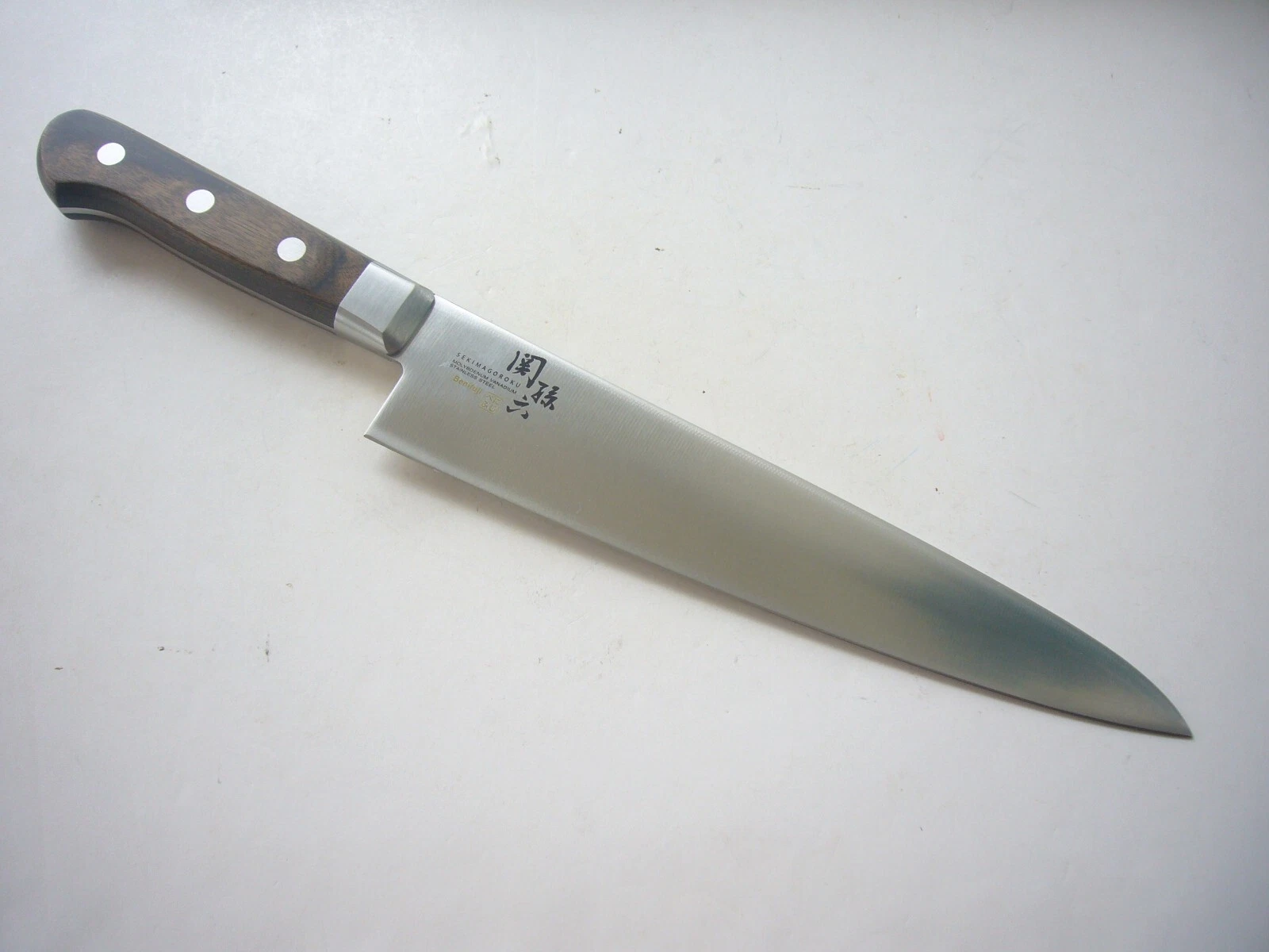 Kai Cutlery Japan 240 mm Gyuto Chef Knife SEKI MAGOROKU 9 1/2" Full Tang/ Wood