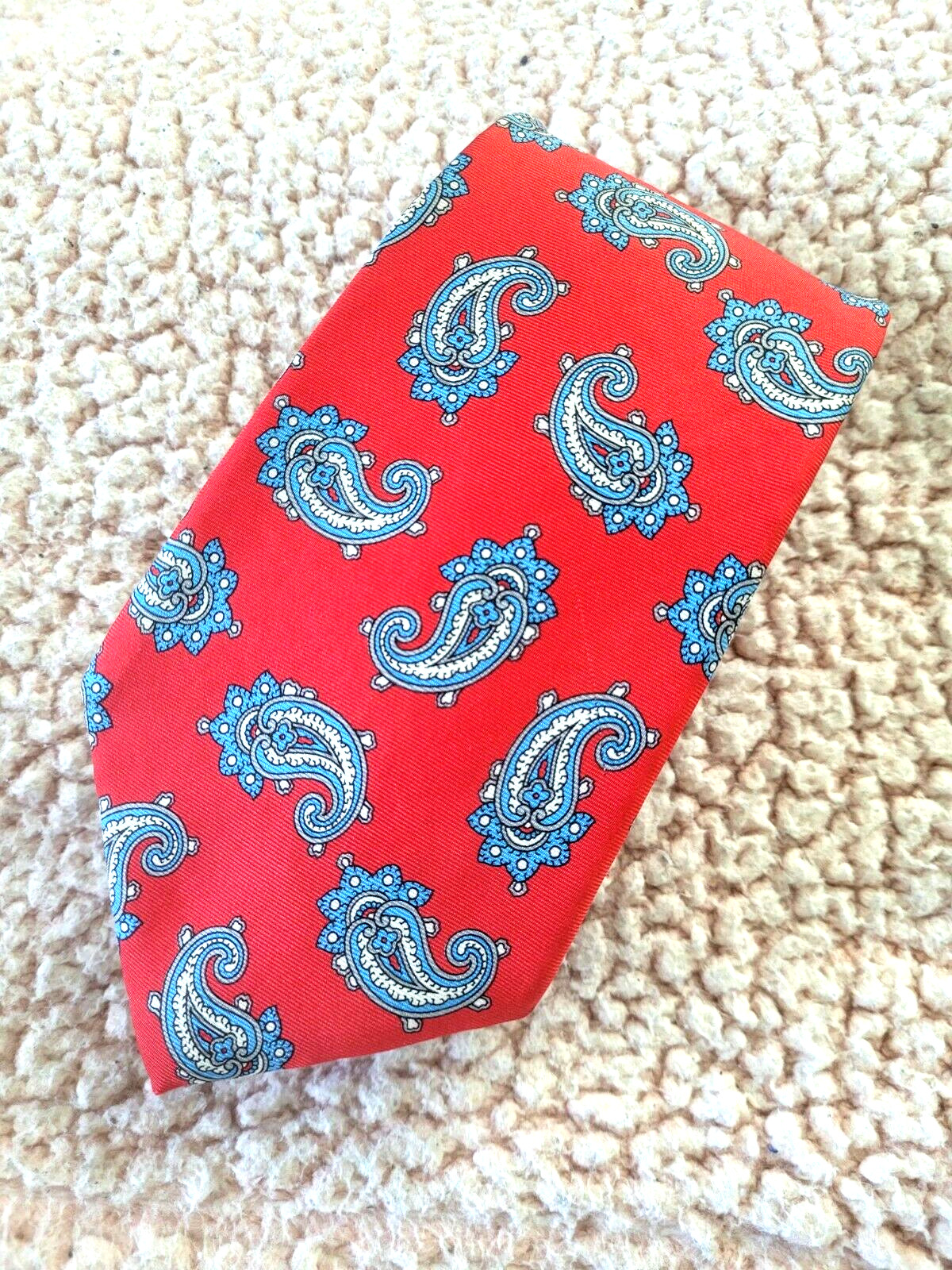 Christian Dior Tie Red Blue Paisley 57 Length Classic… Gem