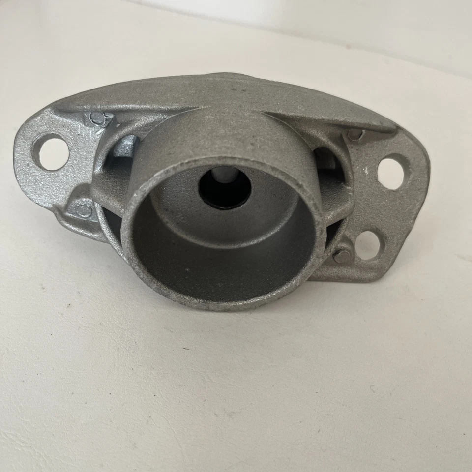 Audi A3 Q3 TT | Seat Leon  | VW Monroe MK203 Rear Suspension Strut Support Mount - Image 4 of 4