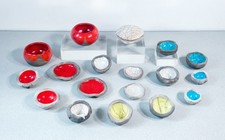 Set Ciotole Vasen Design Jean Santilli Keramik Emaille PZ. 18 Epoche 1990S