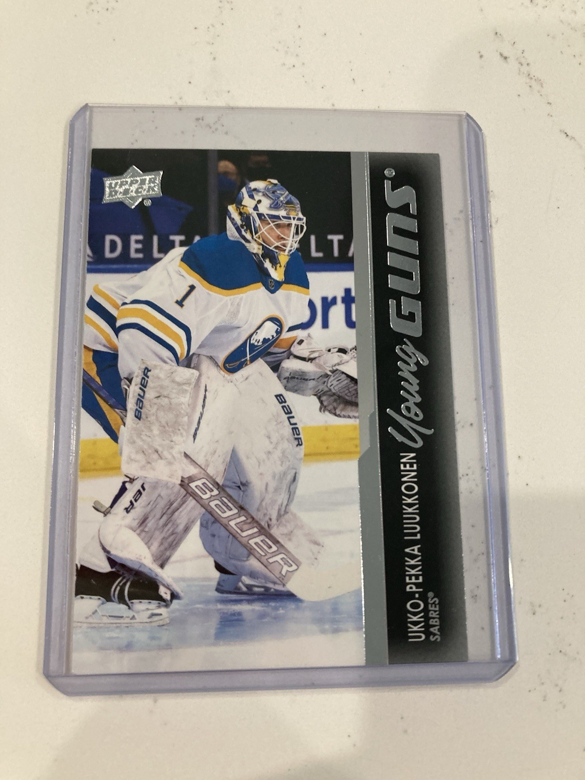 2021-22 Upper Deck Series 1 - Young Guns Ukko-Pekka Luukkonen #202 Jumbo (RC)