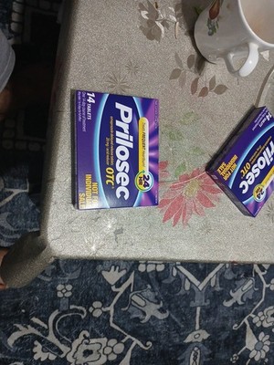 Prilosec OTC Omeprazole Acid Reducer and Heartburn Medicine - 14 Tablets