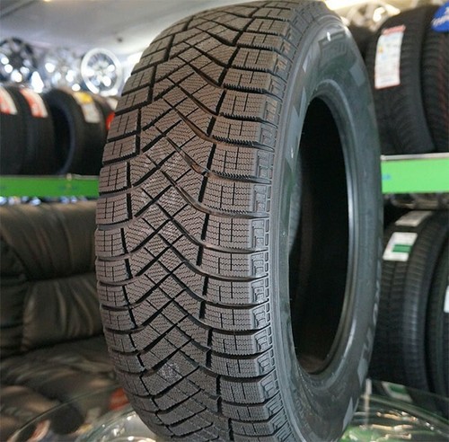 Pirelli Ice Zero FR, 235/40R19, 96H, XL | eBay