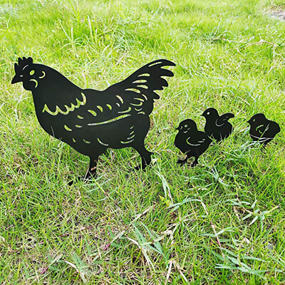 Beauty Daffy Metal Chicken Garden Gold Plug-in Garden Art Garden Lawn Ornament 