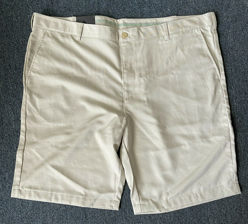 Izod Golf Classic Fit Shorts Sandstone 