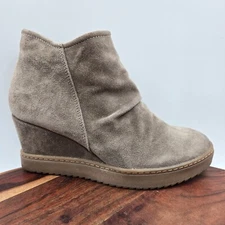 Sofft Siri Boots Women's 7.5M Gray Suede Comfort Wedge Ankle Booties Waterproof