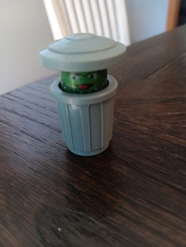 Fisher Price Vintage Little People Sesame Street Oscar The Grouch