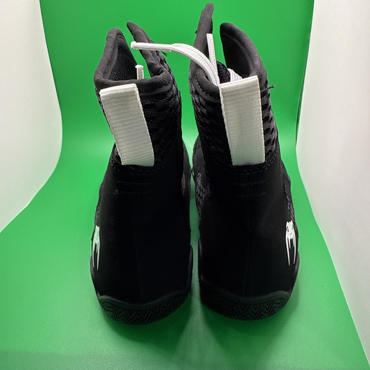 Venum Elite Boxing Shoes Mens 9 Black White Mid Cut VENUM-04958 Training Boots VENUM ELITE BOXING SHOES | Gym Junkie NZ main image 2