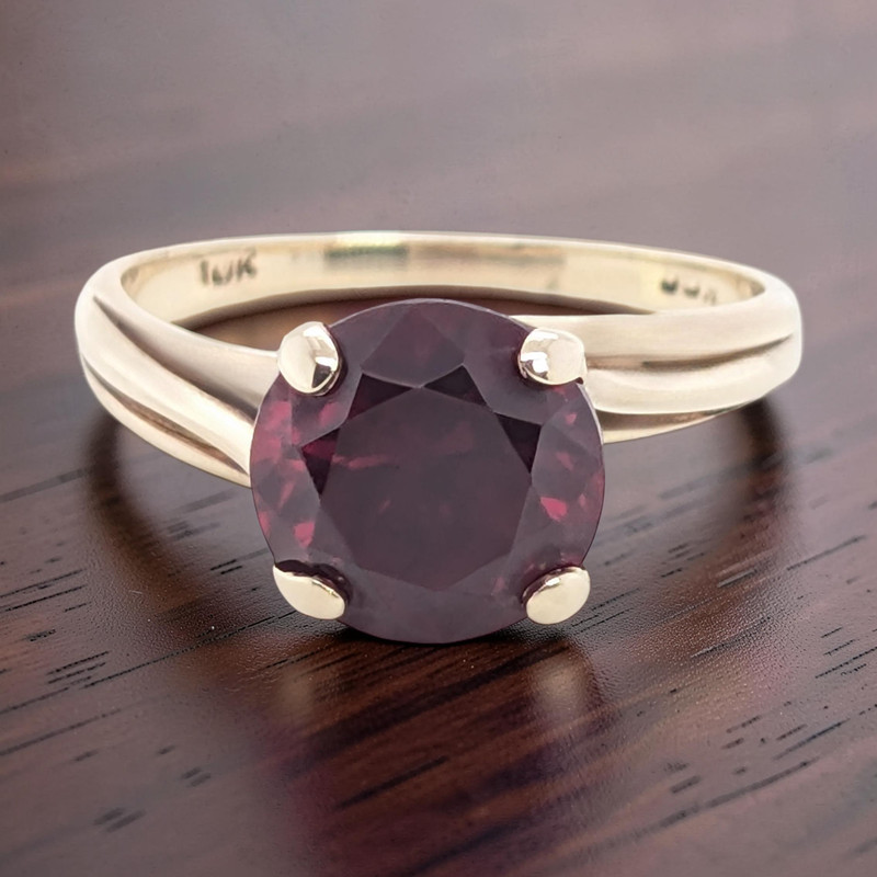 ESTATE VINTAGE SOLID 10K YELLOW GOLD 9mm RED GEMSTONE RING SIZE 7 #8033