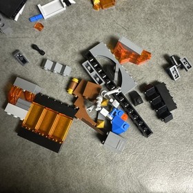 LEGO NEXO KNIGHTS: Jestro's Volcano Lair (70323) - INCOMPLETE