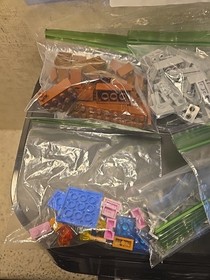 LEGO Minecraft: The Iron Golem 21123 W Minifigures & 100% Complete