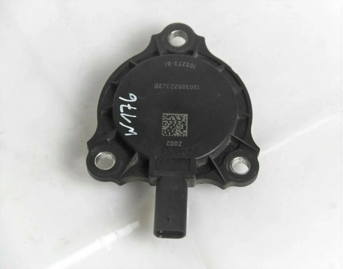 MERCEDES A-KLASSE W176 A180 M270.910 Nockenwellensensor Sensor A2761560490