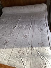 dessus de lit ancien metis blanc broderies Richelieu broder et cousu main