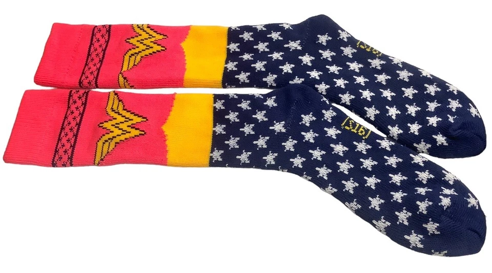 Calcetines Largos Mujer Maravilla DC Comics Rosa Amarillo Azul Blanco Estrellas Talla Única NUEVO Foto 2 de 3