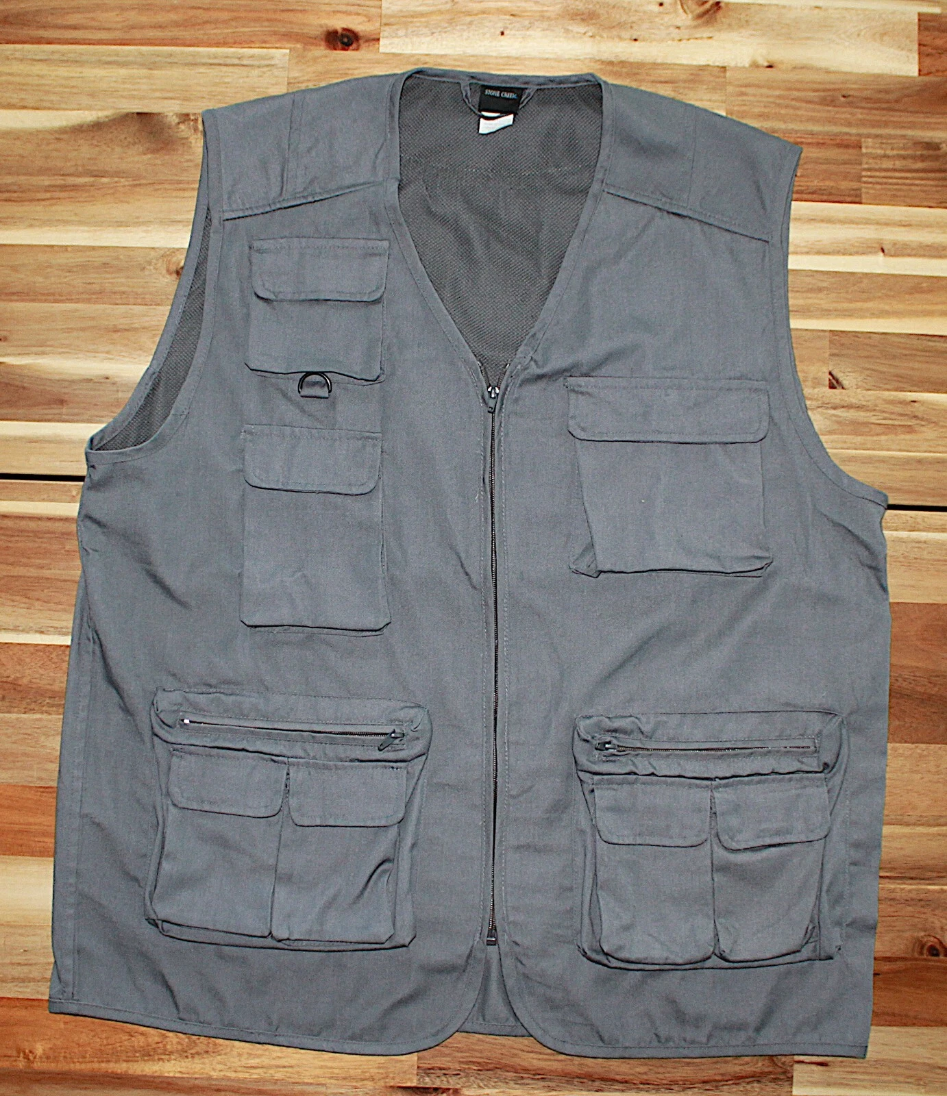 Stone Creek Fishing Vest – Gray – Men’s Large – NEW Without Tags – 12 Pockets