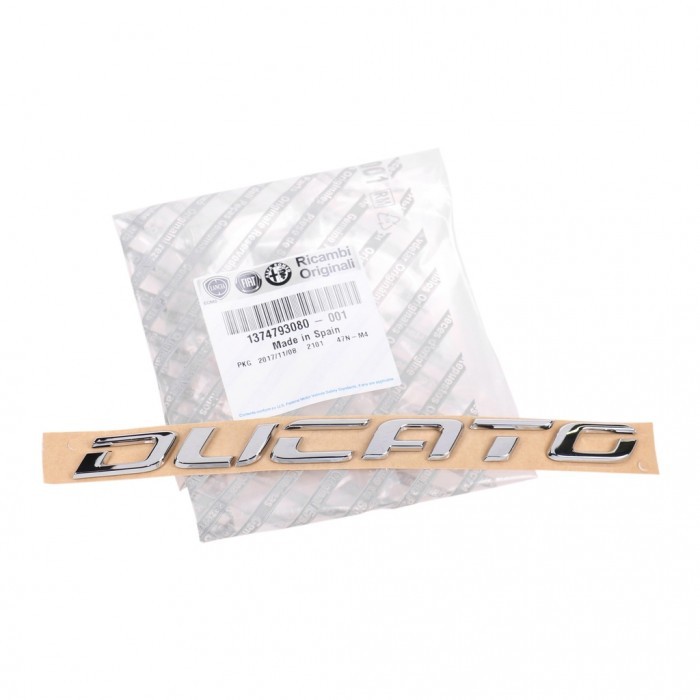 Insigne Fiat Ducato 52183788 pour rénovation esthétique camping-car